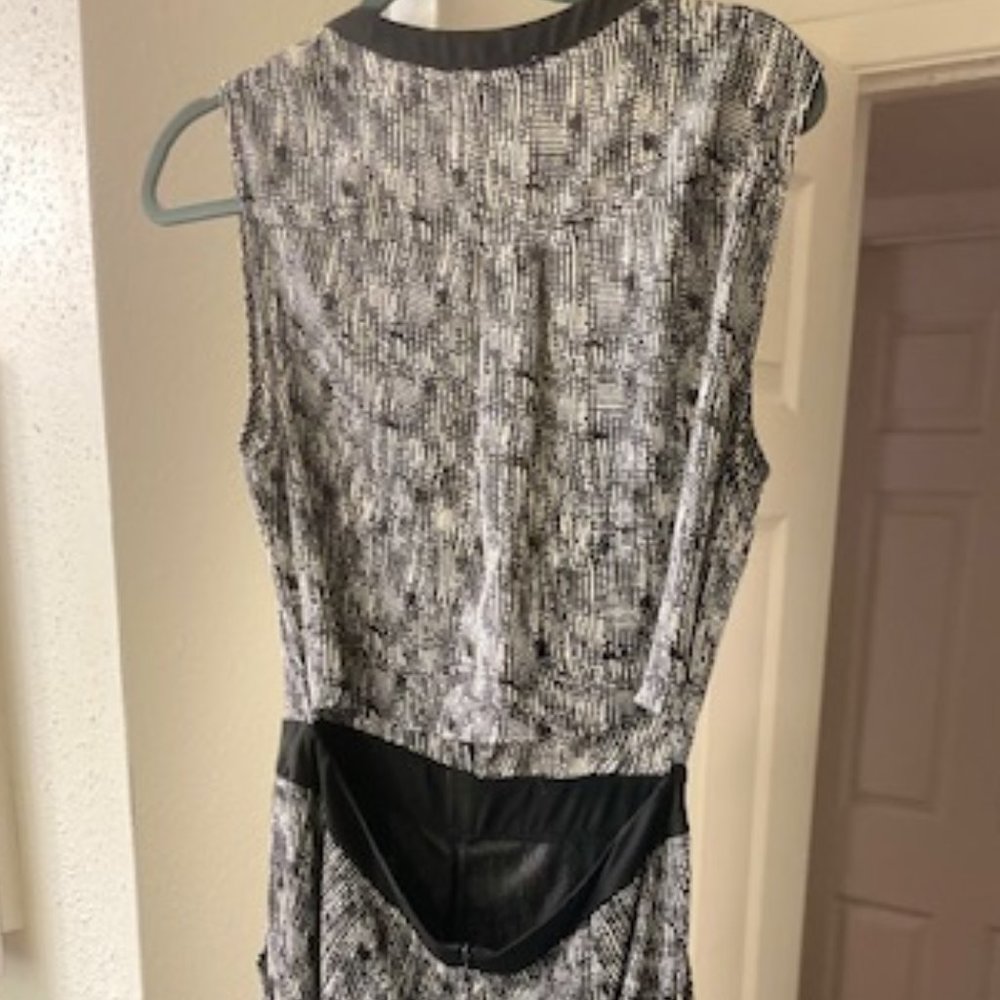 Astr Romper (Medium) - image 3